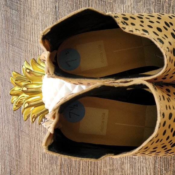 NWT! Dolce Vita Animal Print Leopard Ankle Booties - Picture 10 of 15